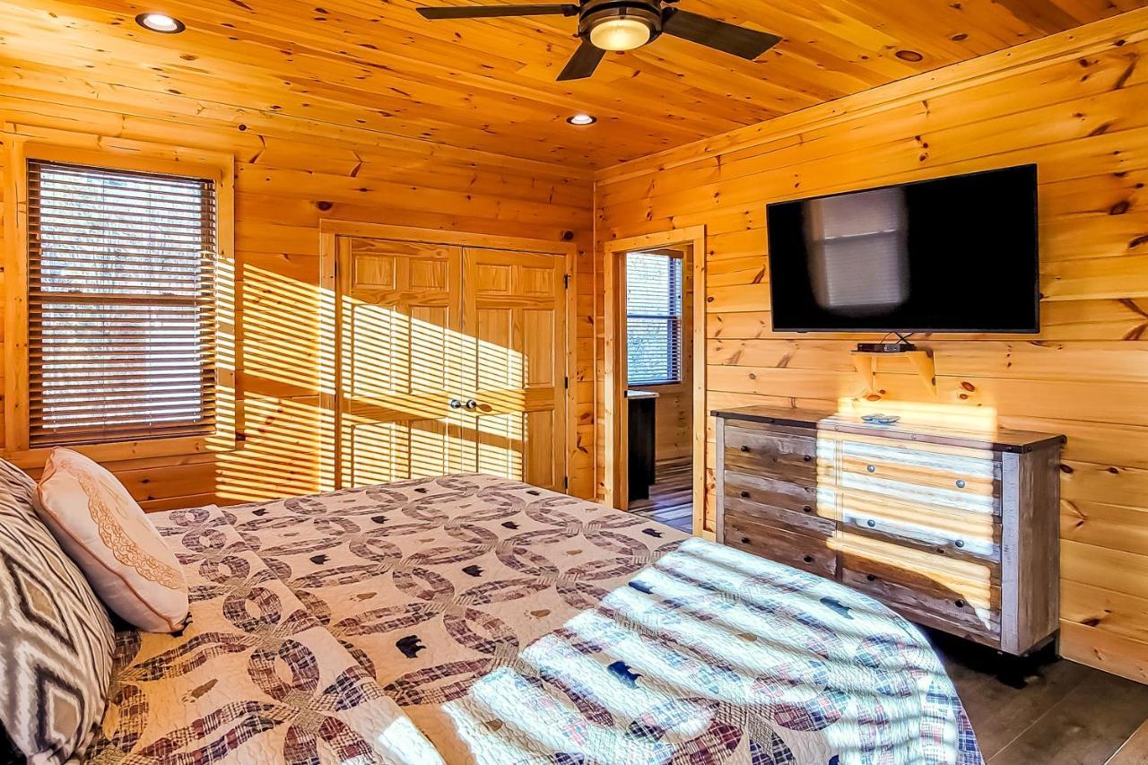 3 Lazy Bears Chalet Гатлинбург Экстерьер фото