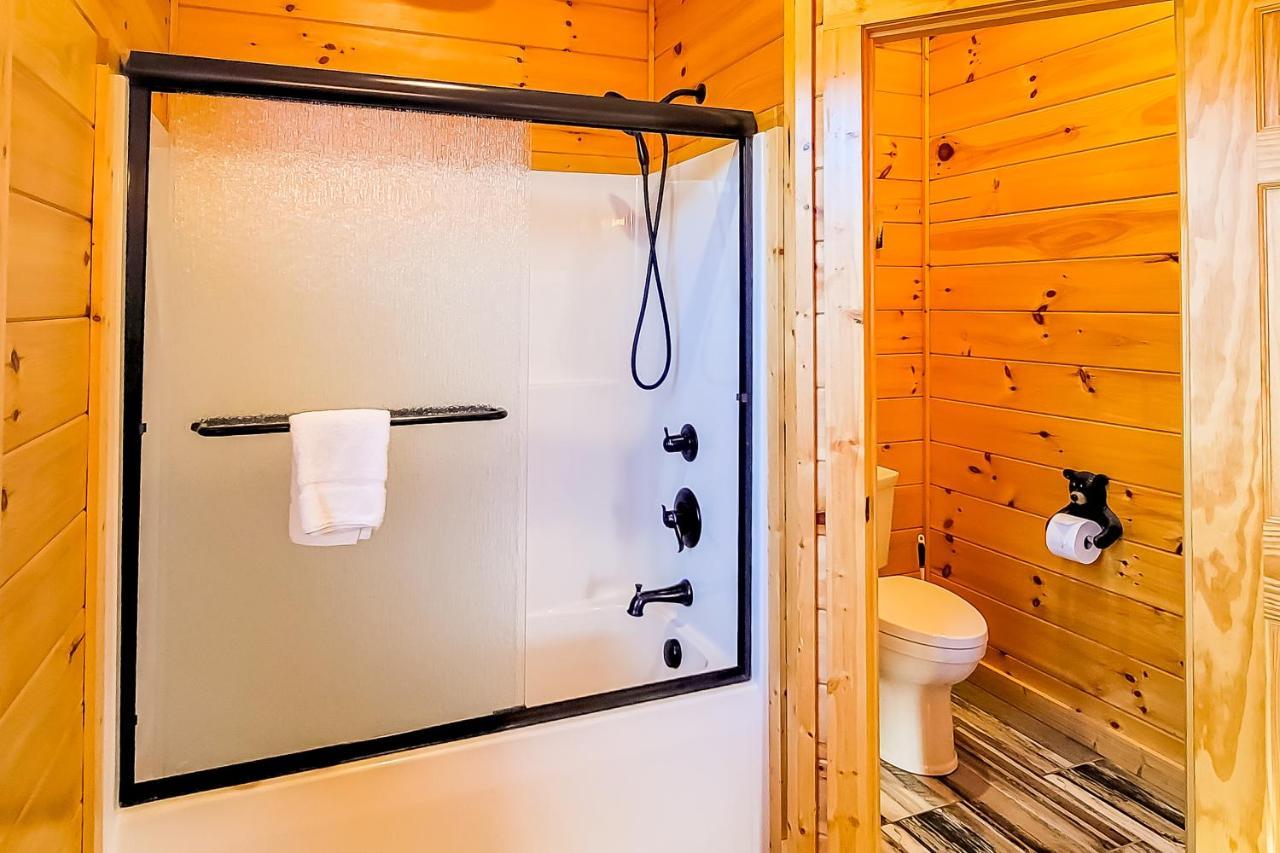 3 Lazy Bears Chalet Гатлинбург Экстерьер фото